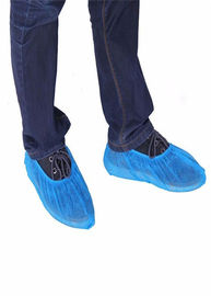 La chaussure dure de polypropylène couvre confortable stérilisé par preuve non déformée de la poussière fournisseur